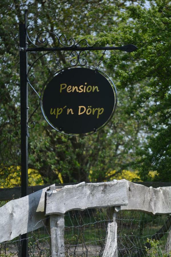 Plattenburg Pension Up'N Doerp מראה חיצוני תמונה